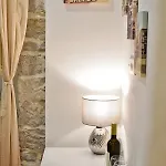 بيت ضيافة Luxury Colonna 4*, Center