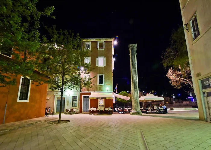 Pensionat Luxury Colonna 4*, Center