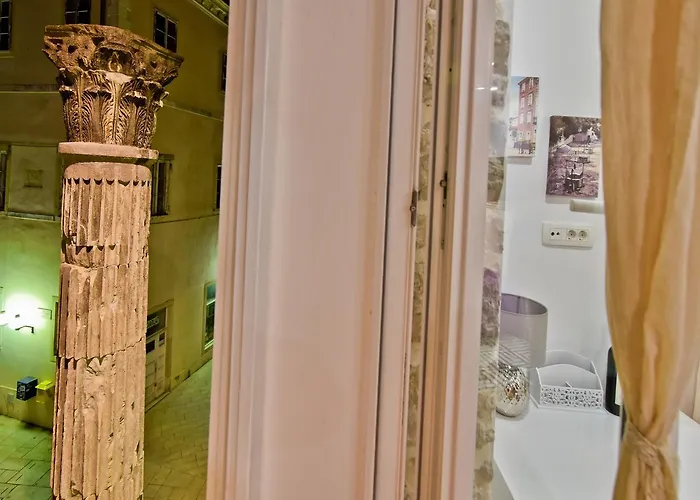 Guest house Luxury Colonna 4*, Center Zadar